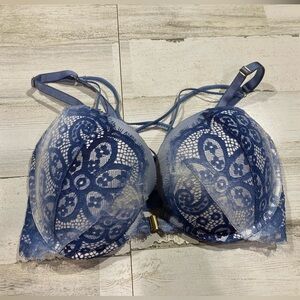 Victorias Secret Blue White Lace Very Sexy Push Up Wired Front Hook Bra 34DD
